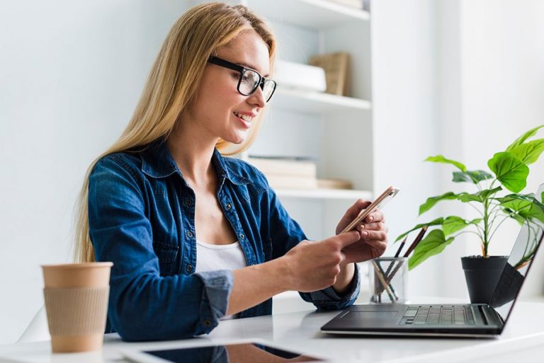 7-puntos-clave-para-elegir-una-App-de-Comunicacion-Interna-para-tu-Organizacion-768x513